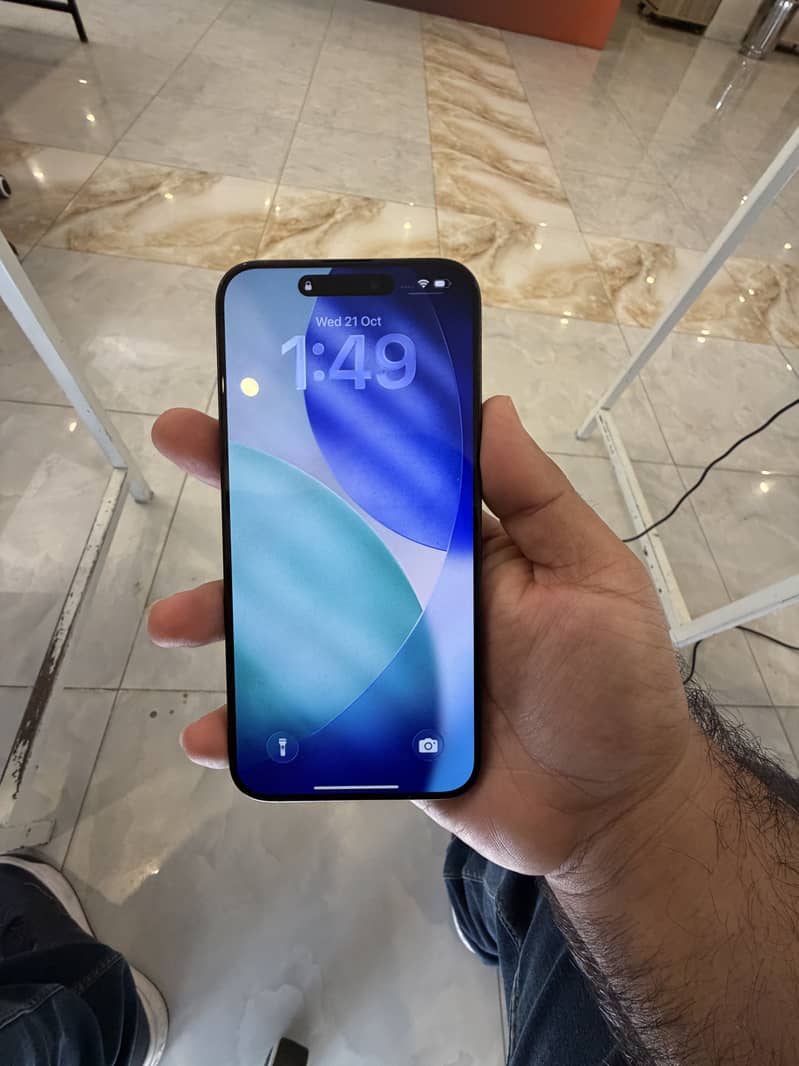 Apple iPhone 15 Pro Max 3