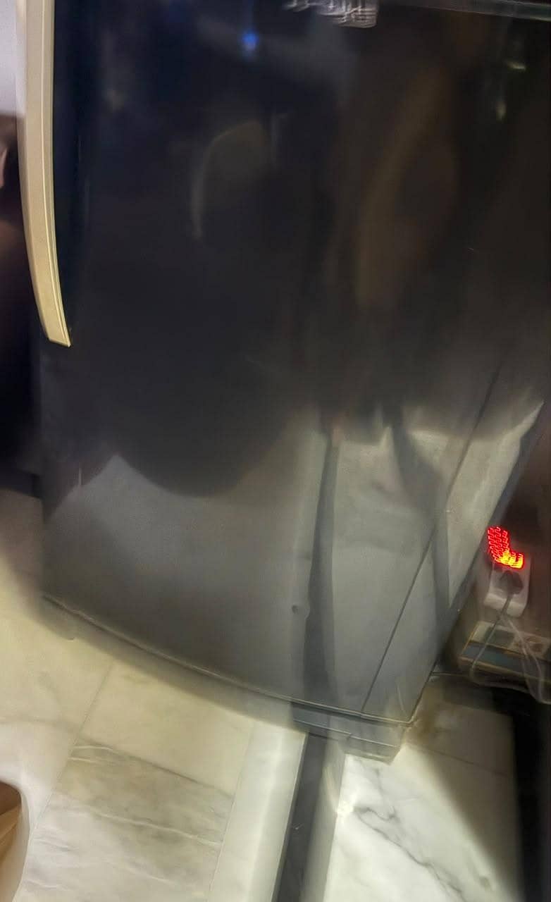 refrigerator 1
