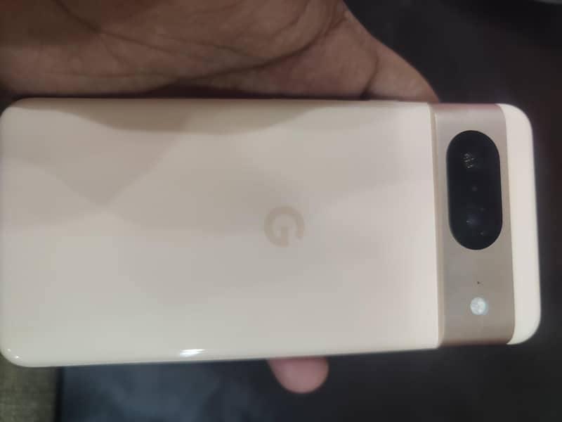 Google Pixel 8 6