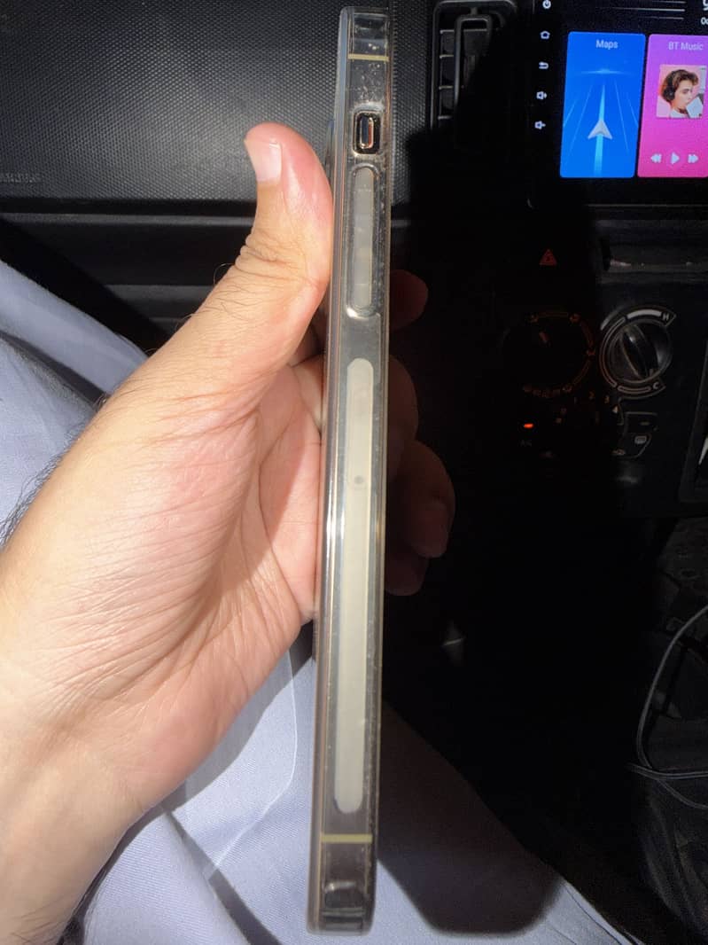 Apple iPhone 14 Pro Max 0