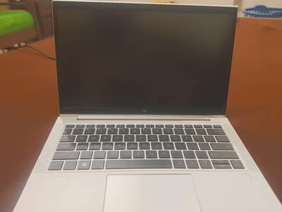 HP EliteBook 835 G8