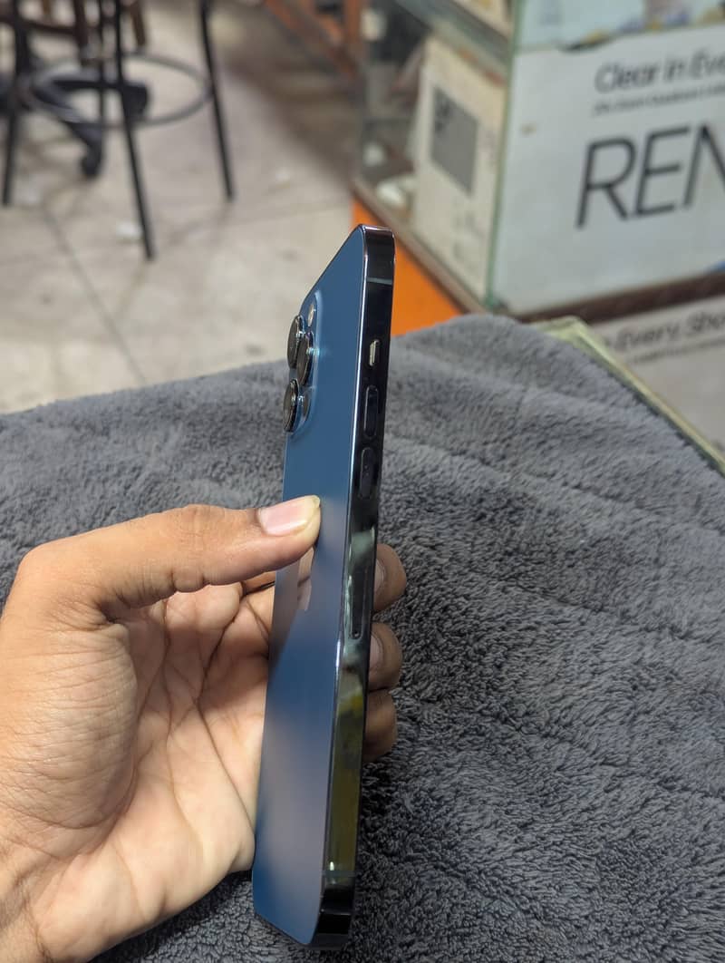 Apple iPhone 12 Pro Max 7