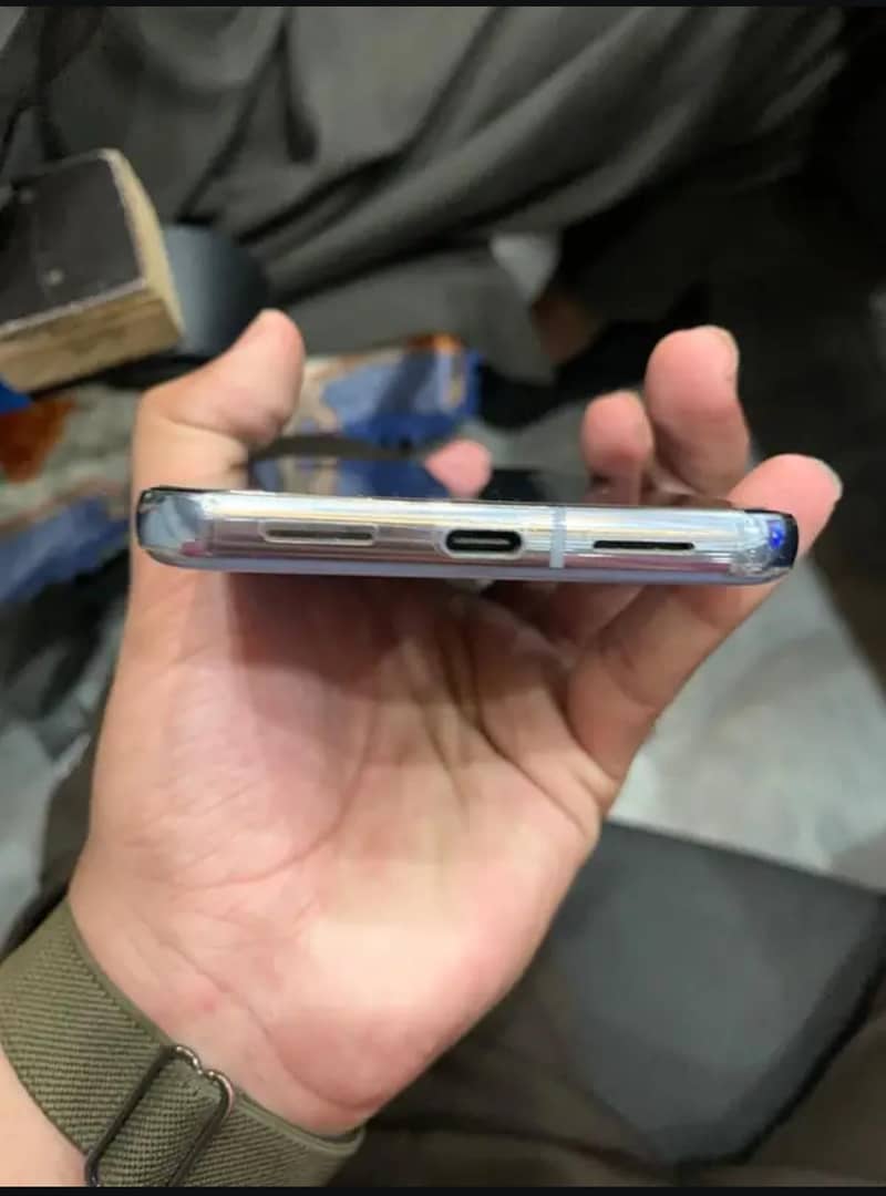 Google Pixel 8 Pro 2