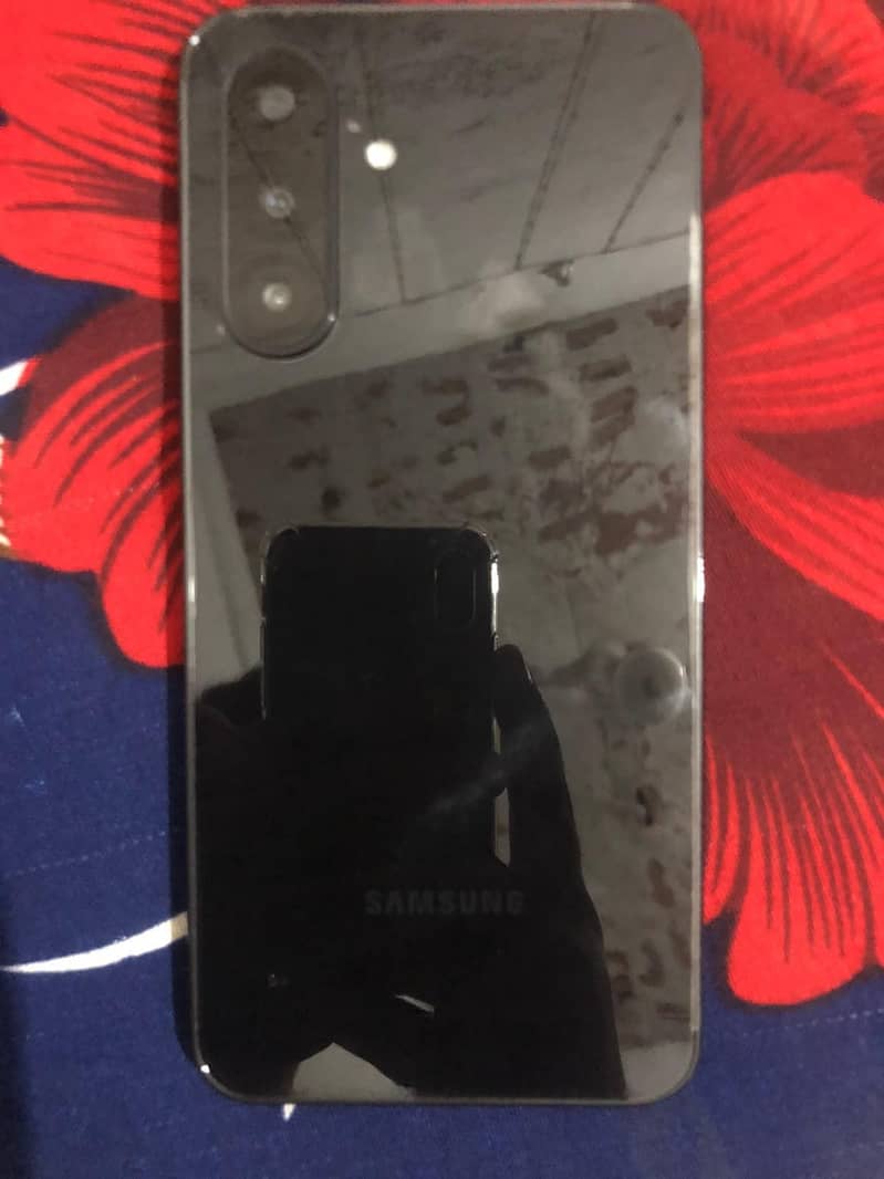 Samsung Mobile A26 4