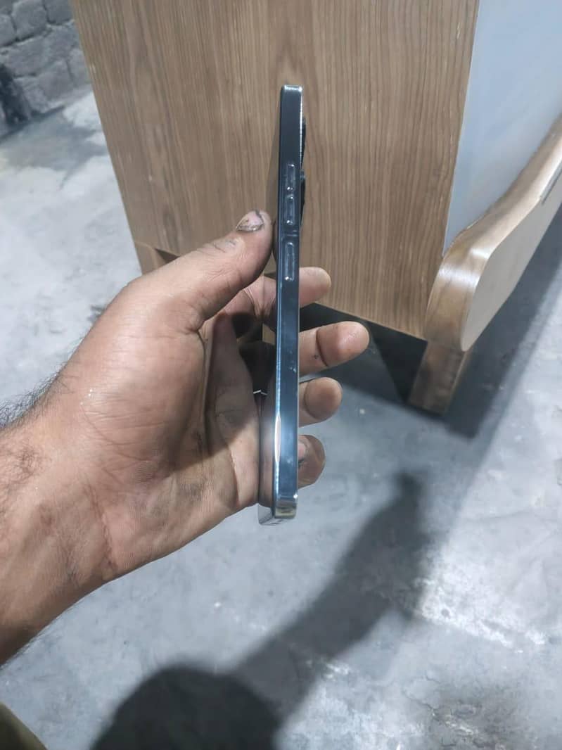 Tecno CAMON 20 Pro 5