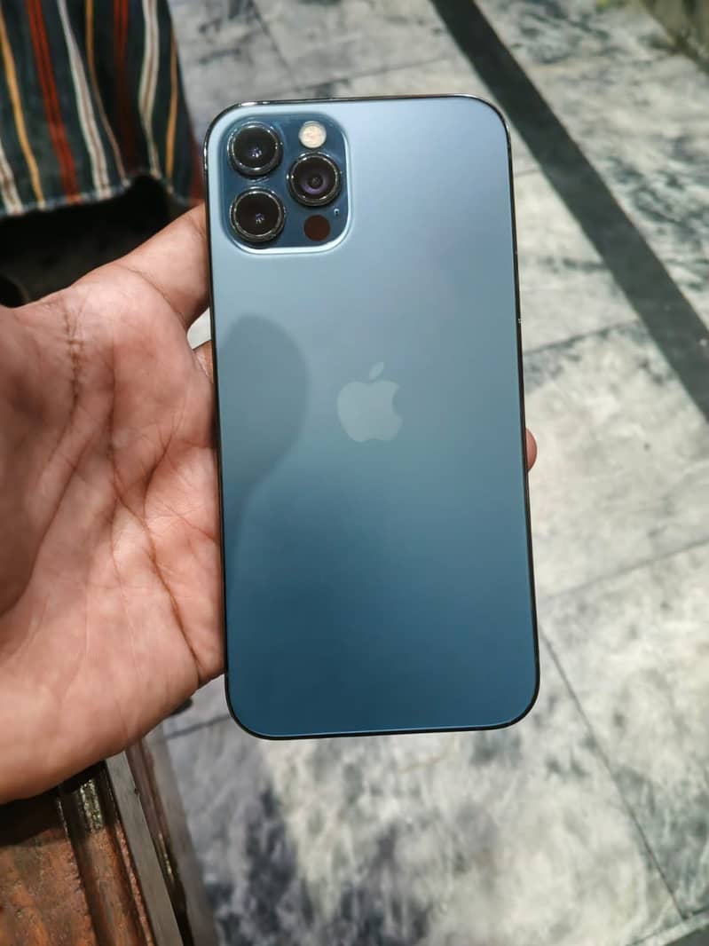 Apple iPhone 12 Pro 1