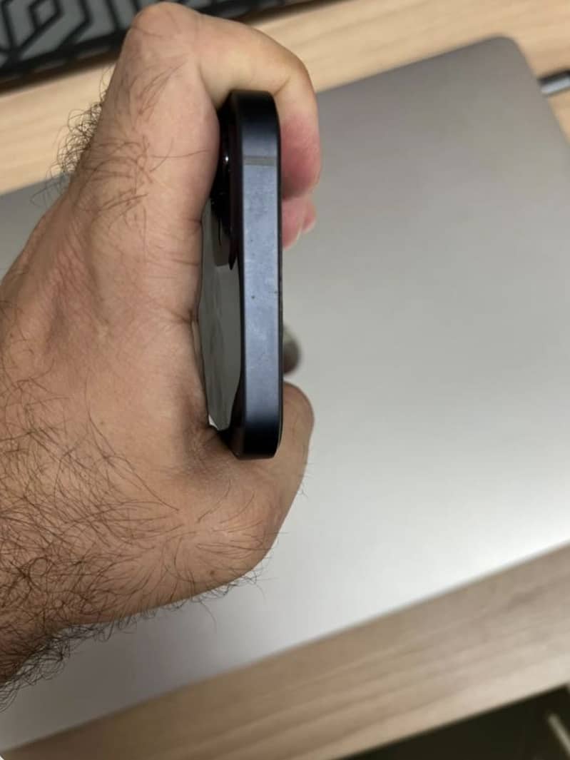 Apple iPhone 12 0