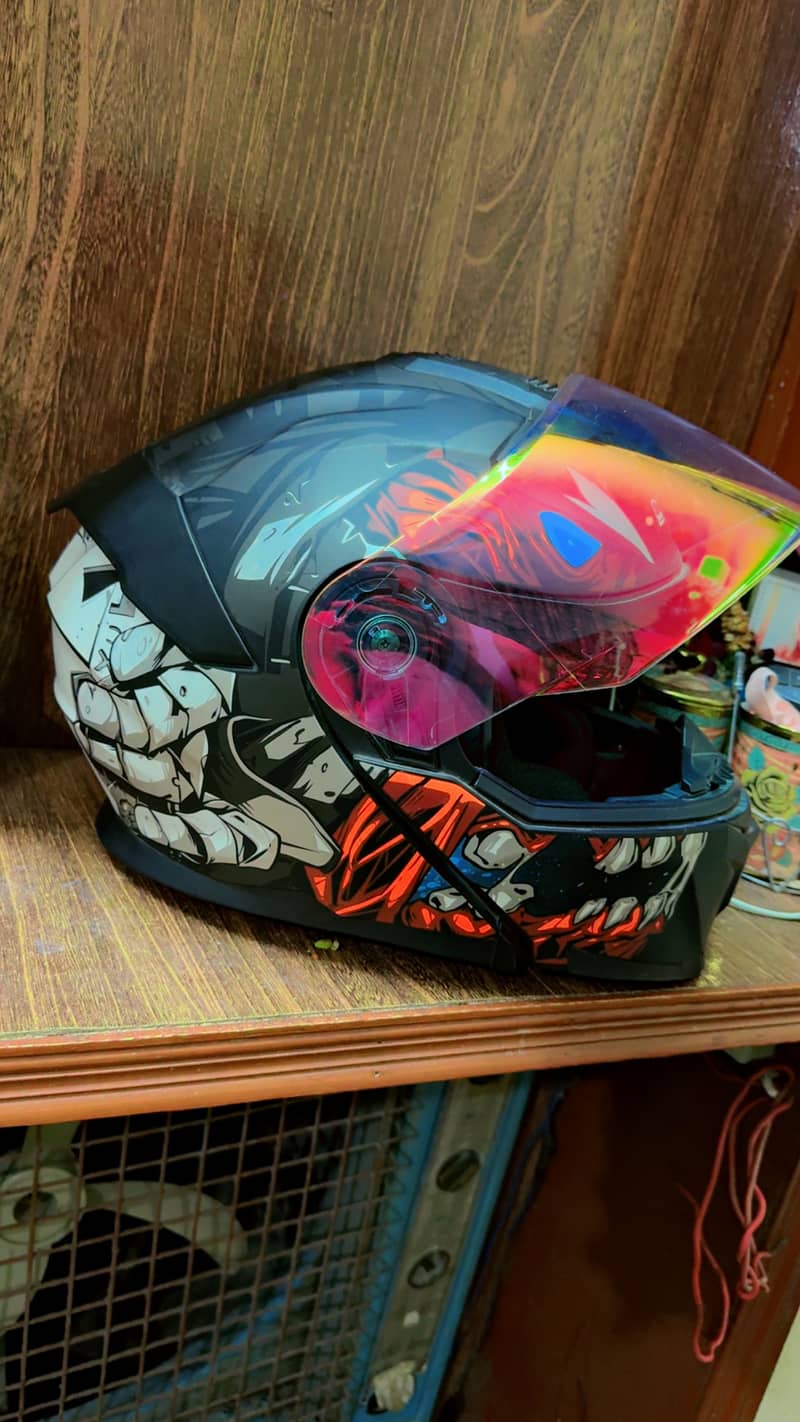 Helmet with extra visor 1