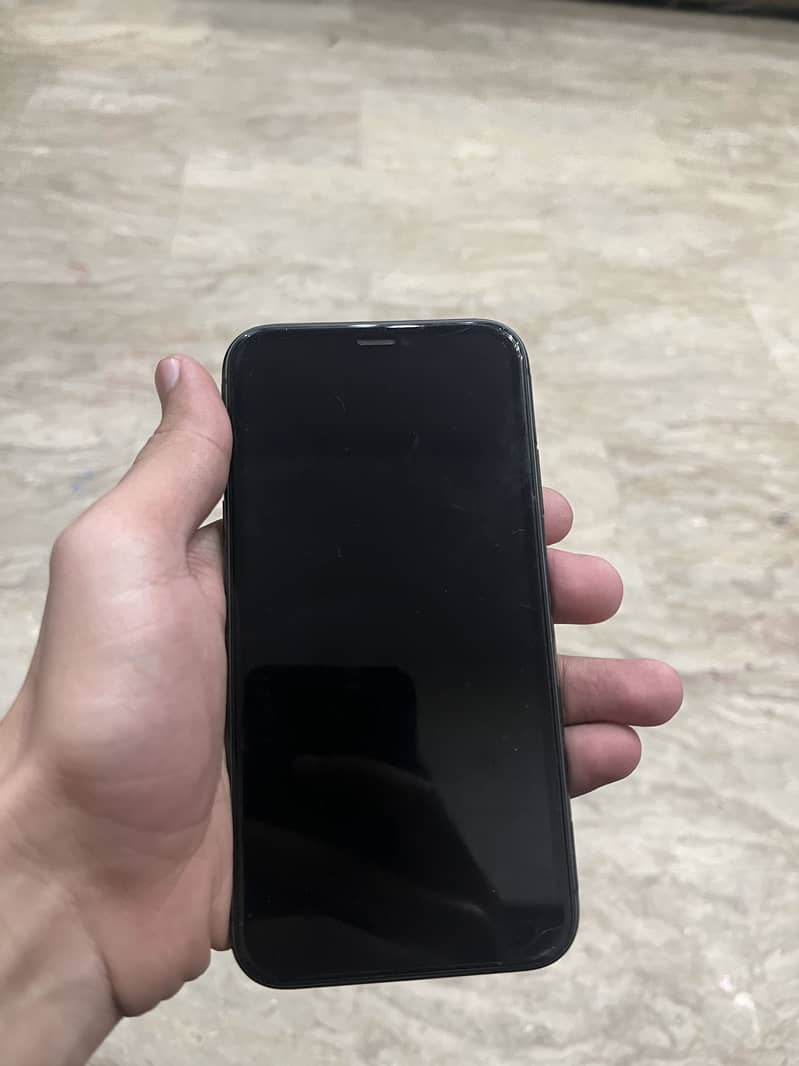 Apple iPhone 11 5