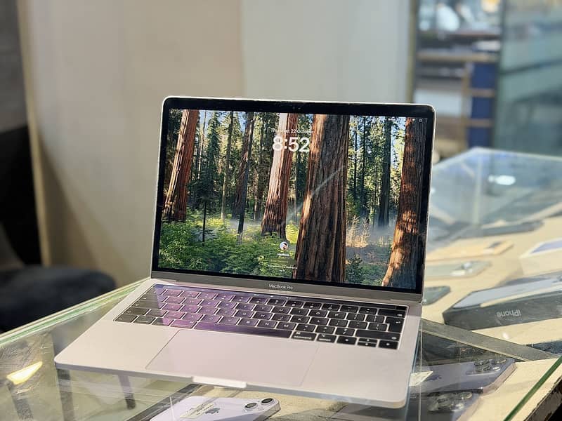 Macbook pro 0