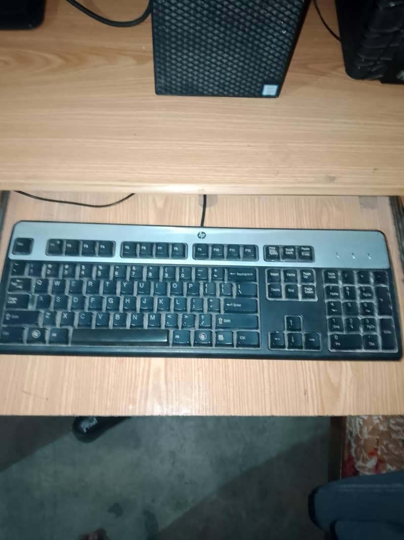 Dell OptiPlex 7040 Core i5 Complete Computer Set 2
