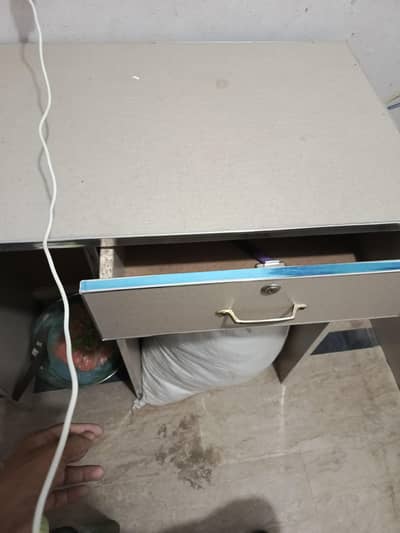 counter table