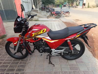 Honda CB 150F