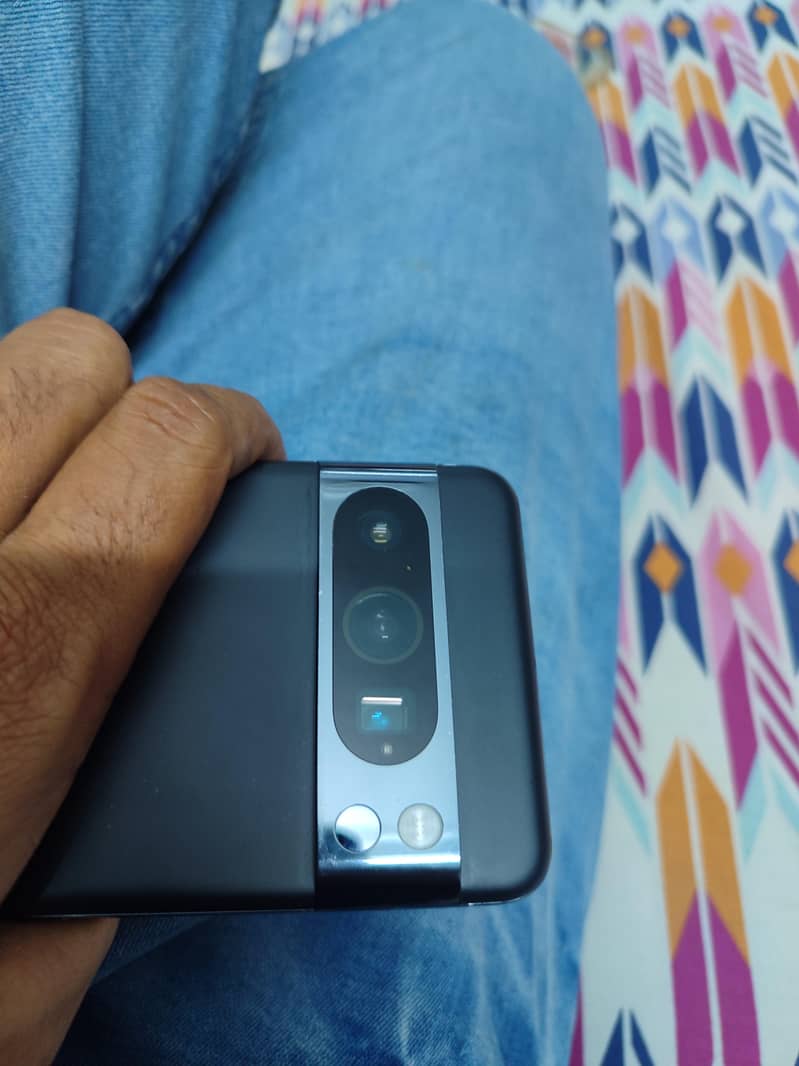 Google Pixel 8 Pro 2