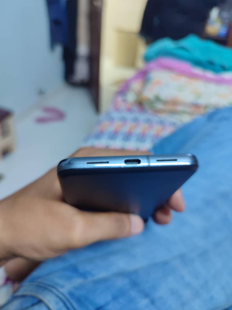 Google Pixel 8 Pro 6