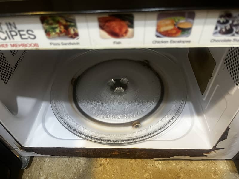 Dawlance microwave 7