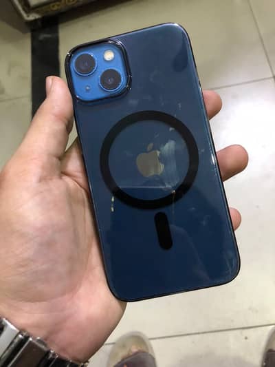 Apple iPhone 13