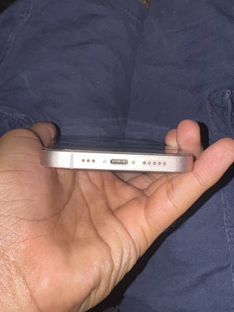 iPhone 13 2
