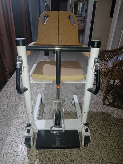 4-in-1 Hydraulic Patient Transfer Chair