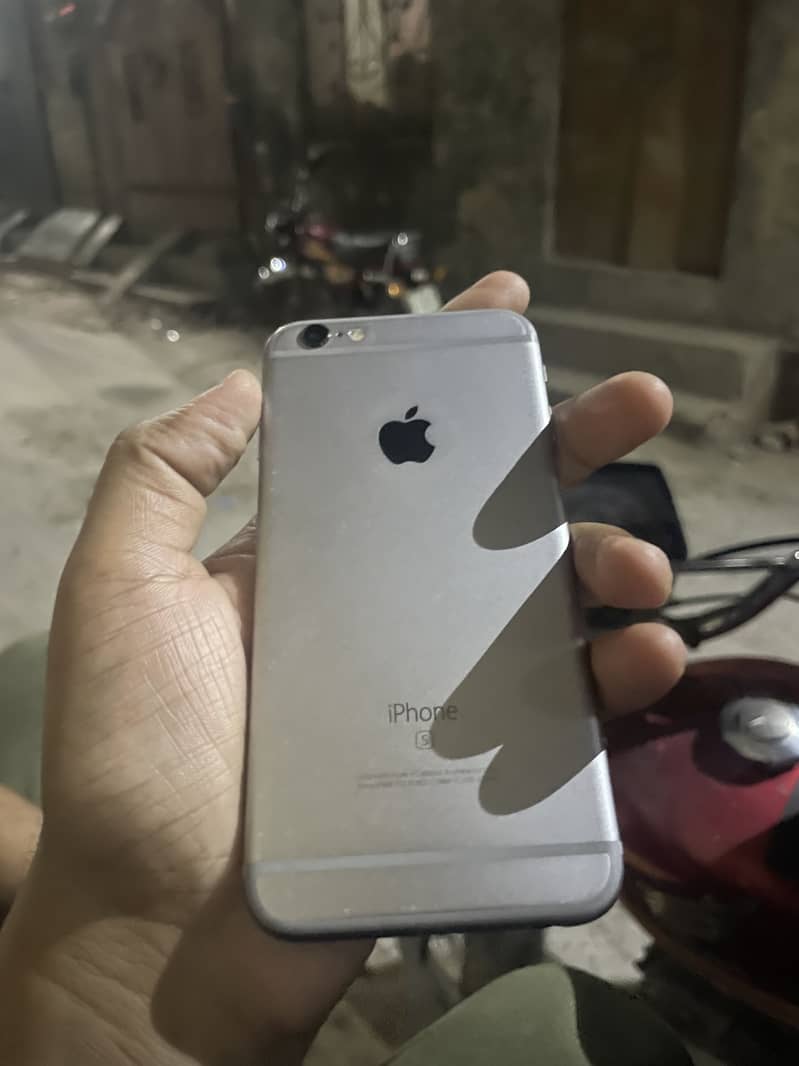 Apple iPhone 6 0