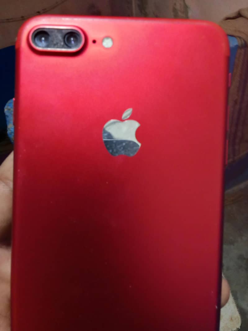 Apple iPhone 7 Plus 2