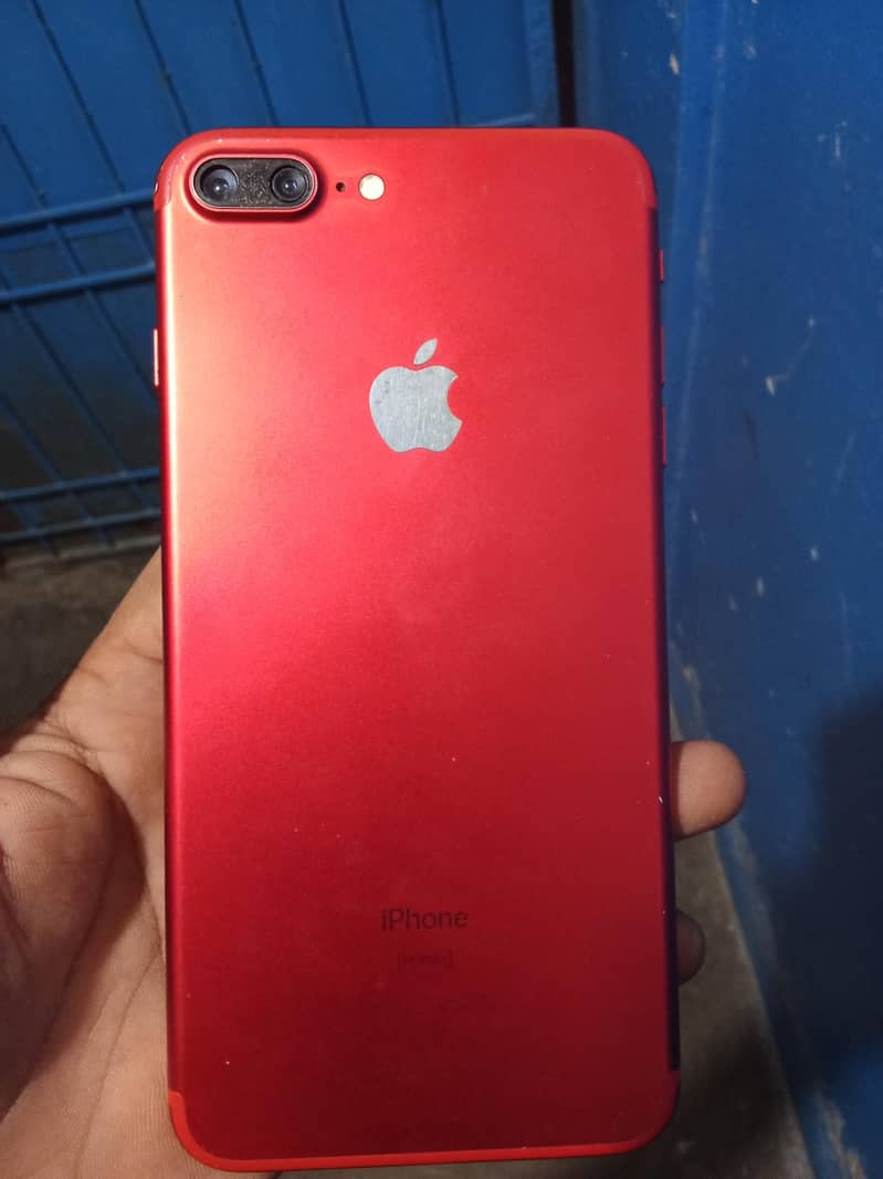 Apple iPhone 7 Plus 4