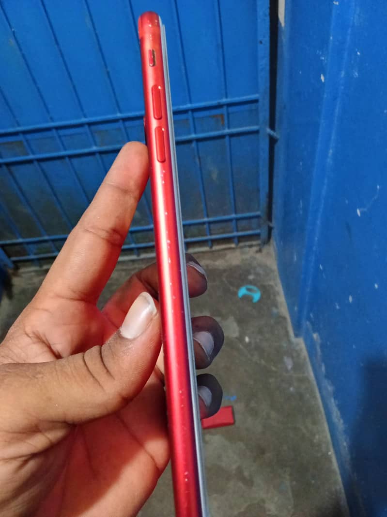 Apple iPhone 7 Plus 6