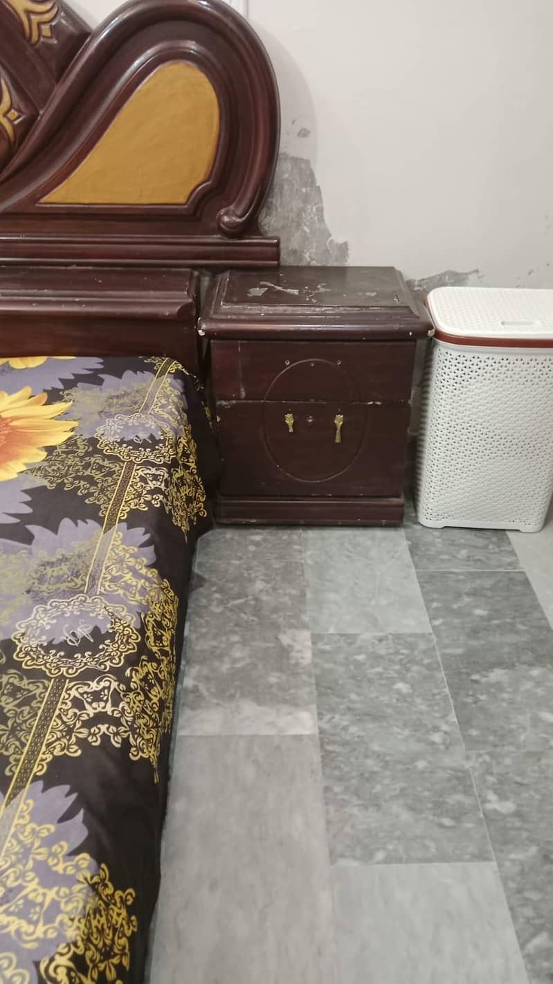 king bed 2