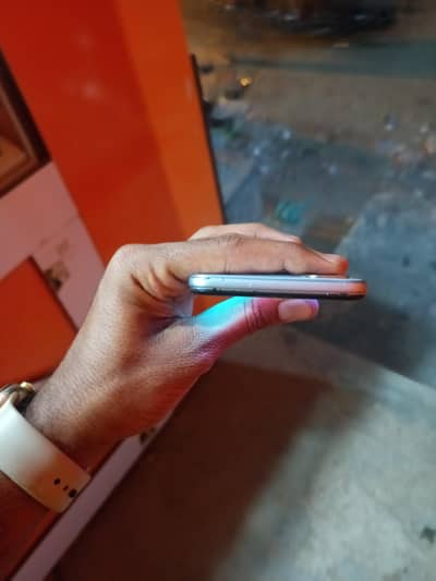 Vivo Y20 with box 4:64
