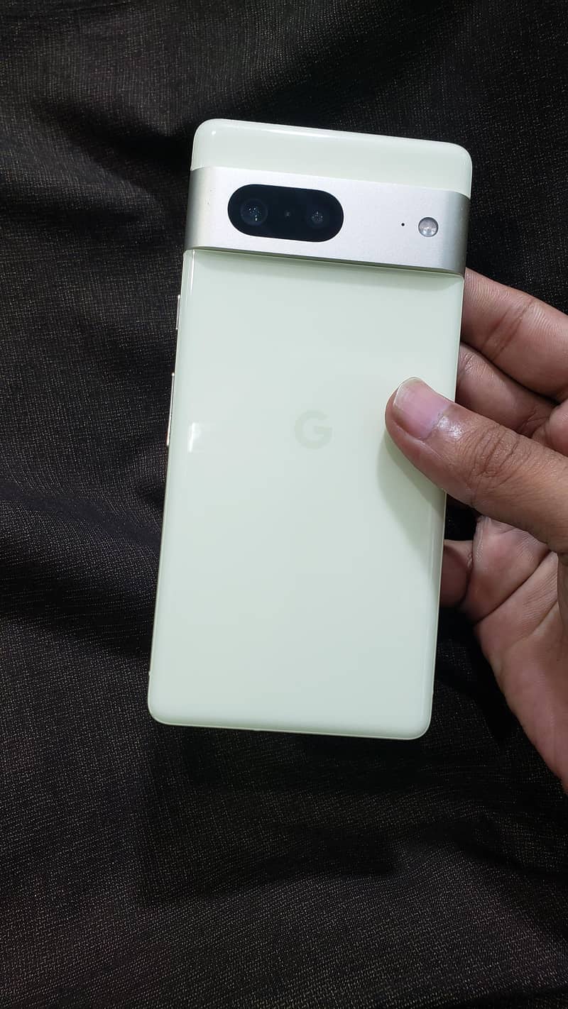 Google Pixel 7 3