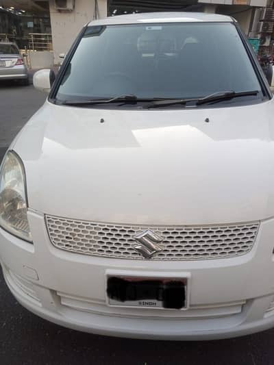 Suzuki Swift 2011 Going on low price