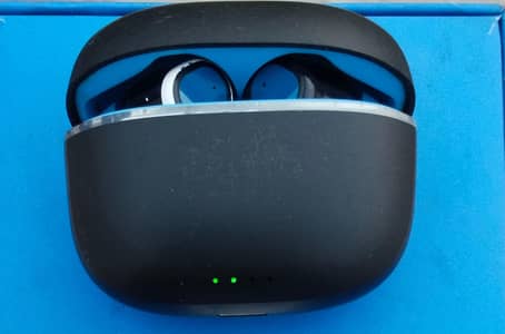 Dany Wireless Earbuds for Sale - Used