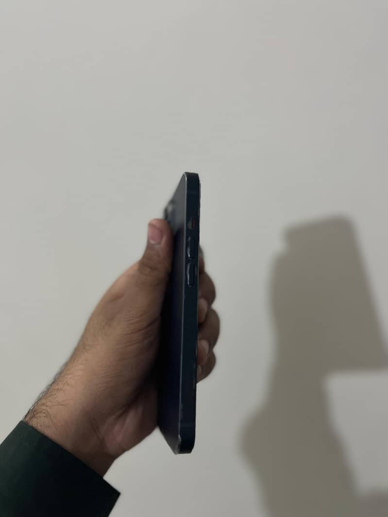 Apple iPhone 14 1