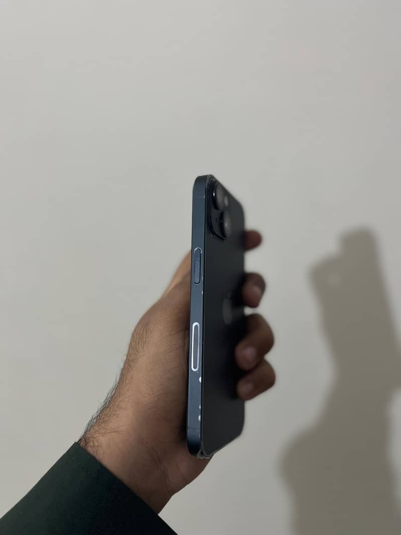 Apple iPhone 14 2