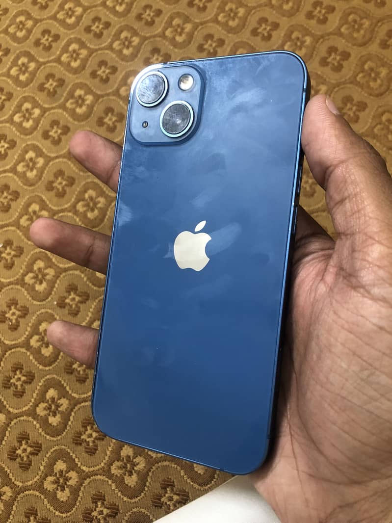 Apple iPhone 13 0