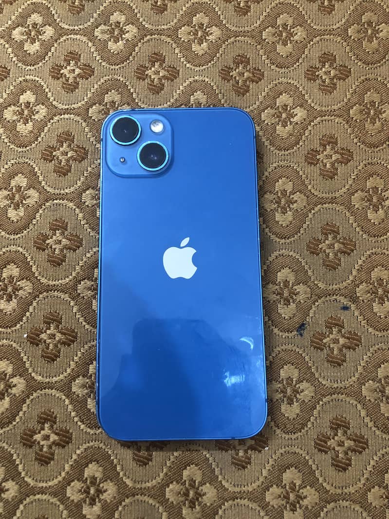 Apple iPhone 13 12