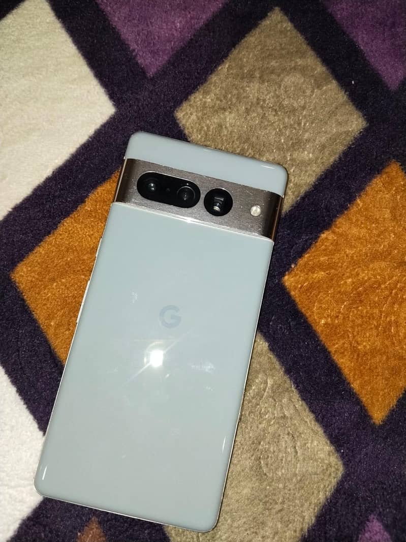 Google Pixel 7 Pro 2