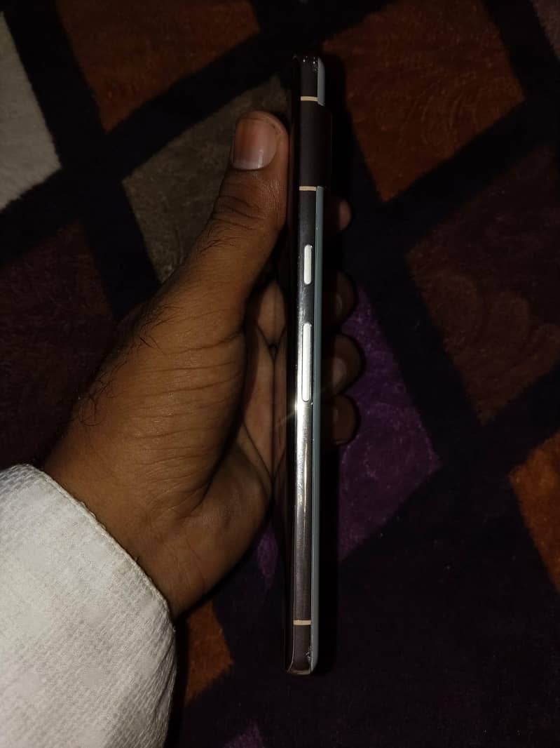 Google Pixel 7 Pro 4