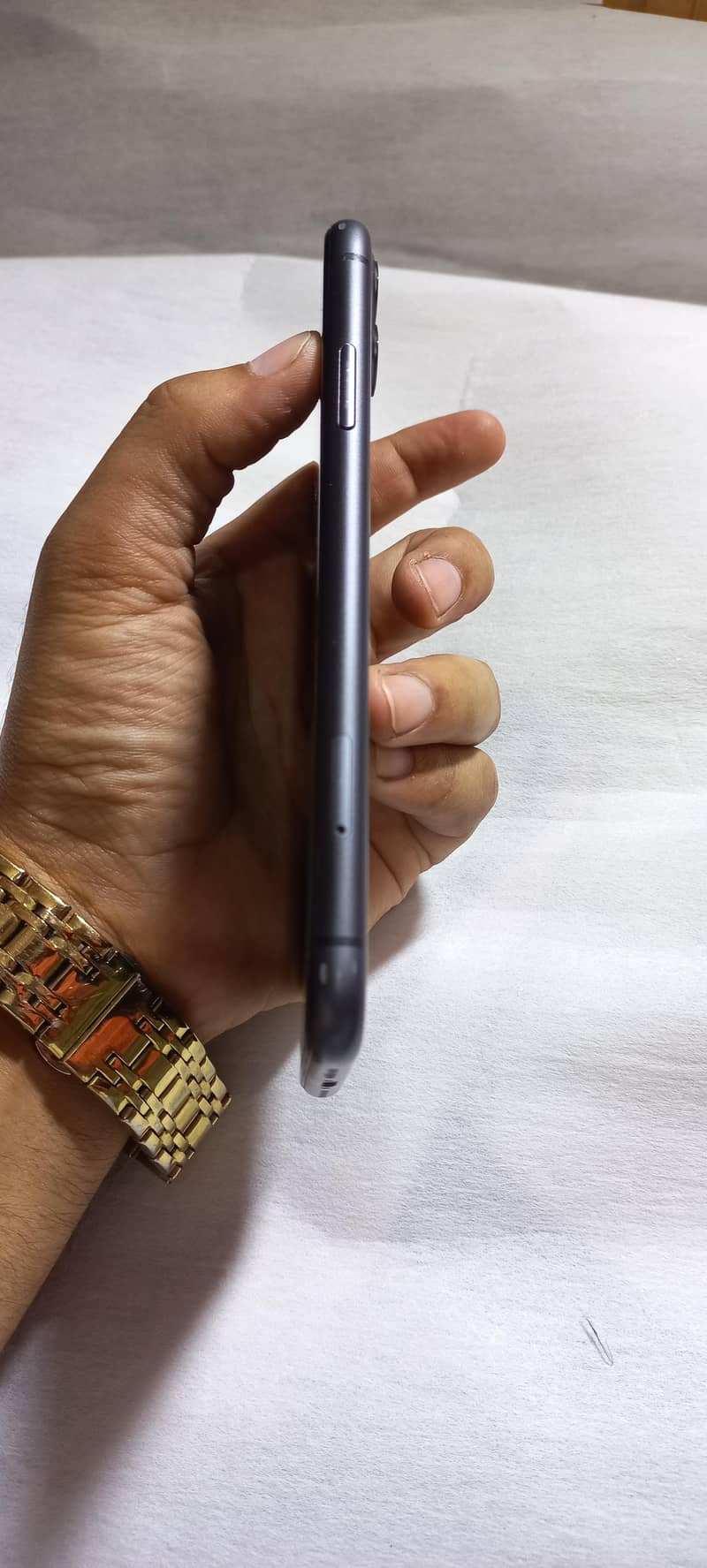 Apple iPhone 11 2