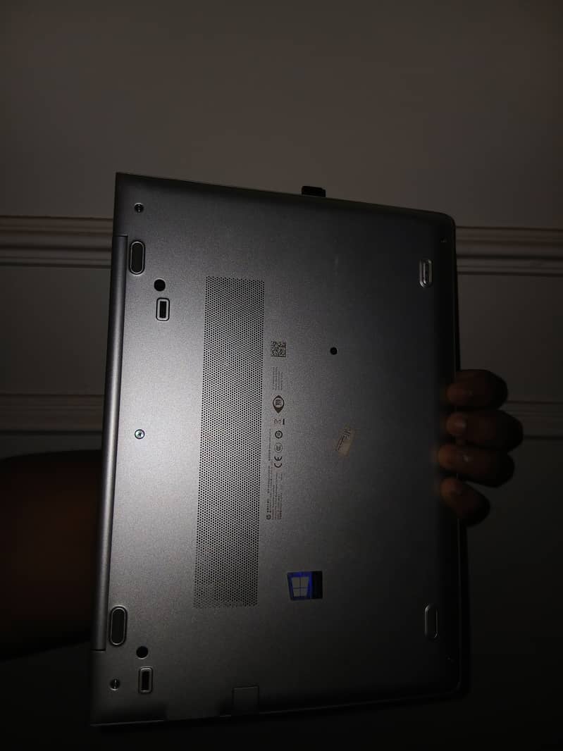 Hp elitebook 9
