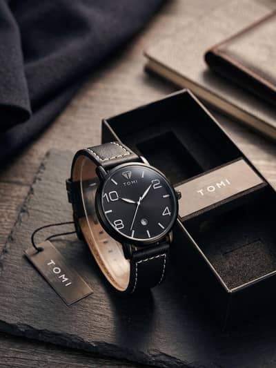 TOMI Premium Men’s Minimalist Black Analog Watch