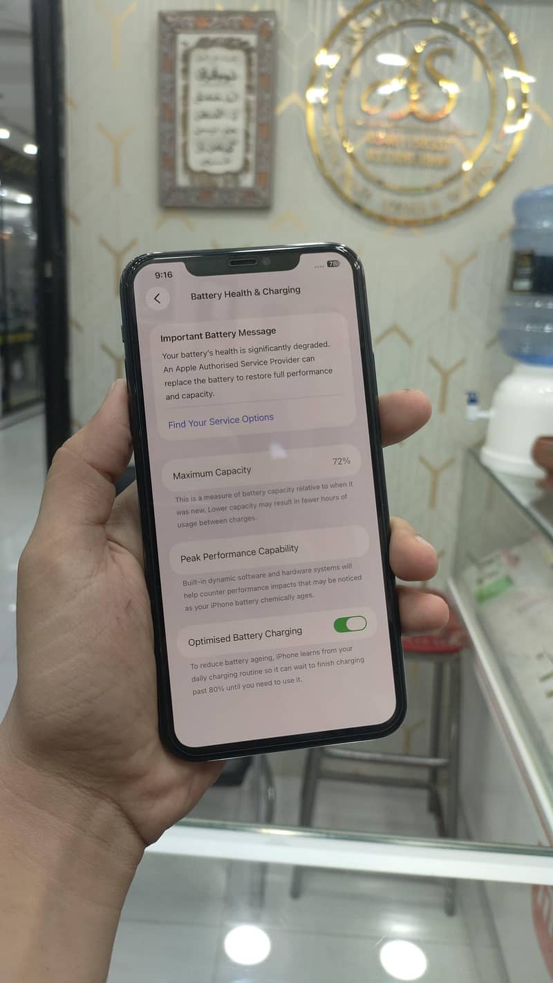 Apple iPhone 11 Pro Max 1