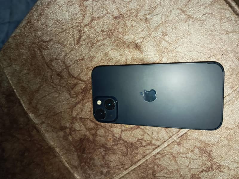 Apple iPhone 13 1