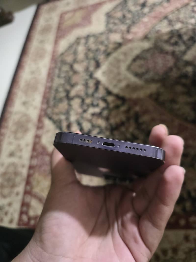 Apple iPhone 14 Pro Max 4