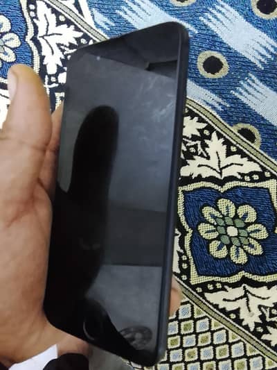 Apple iPhone 7
