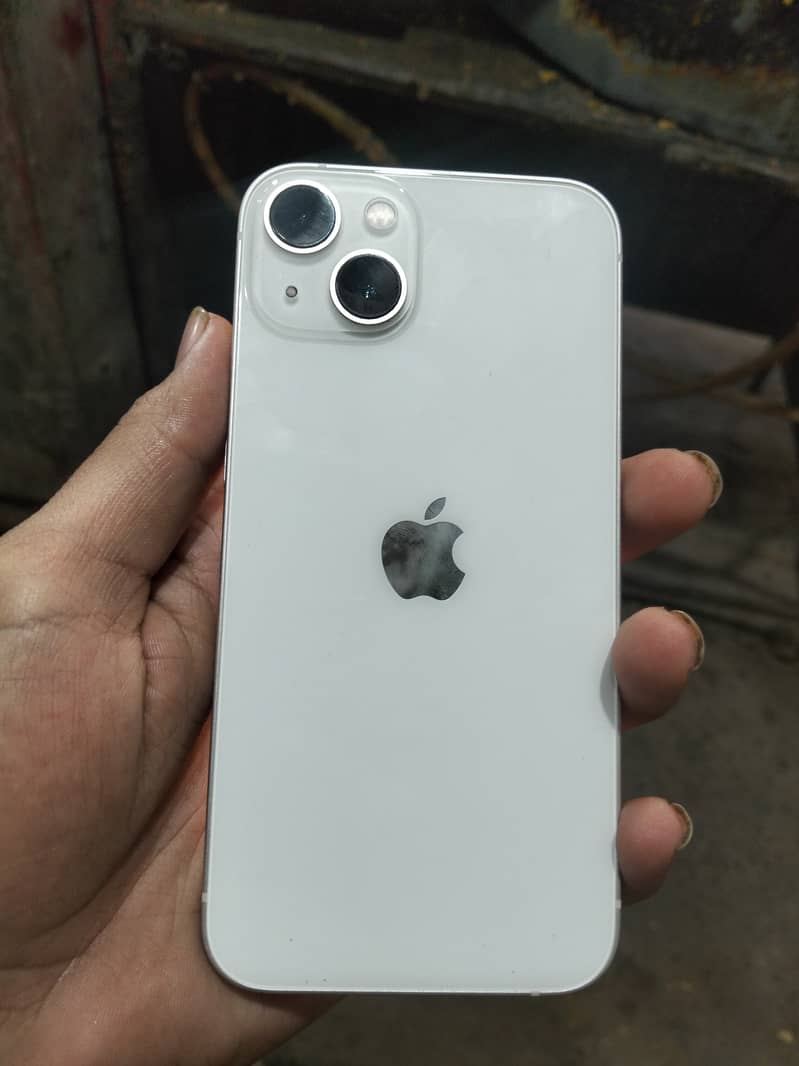 Apple iPhone 13 1