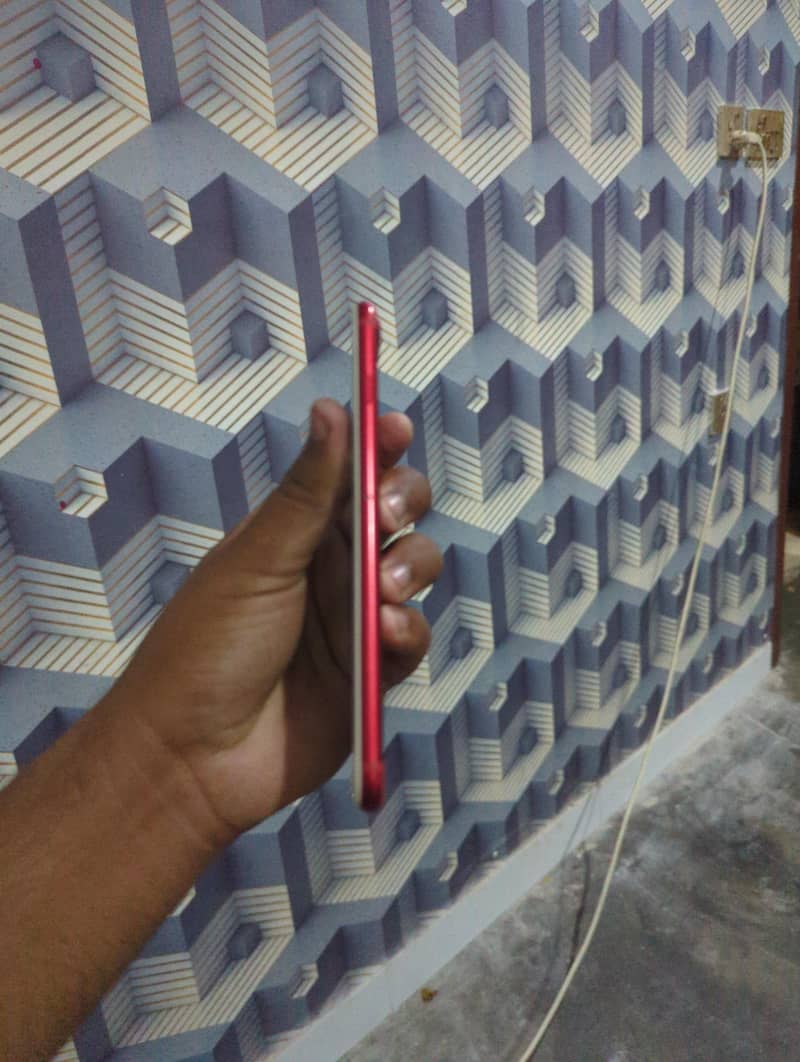 Apple iPhone 7 Plus 2
