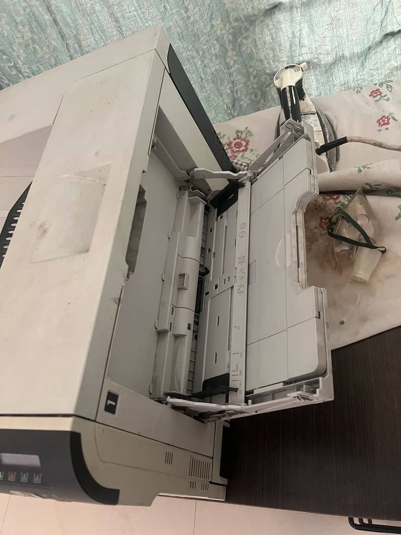 HP CP5225 4