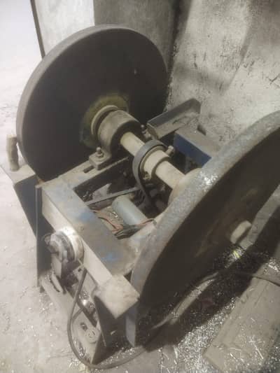 Grinding Machine