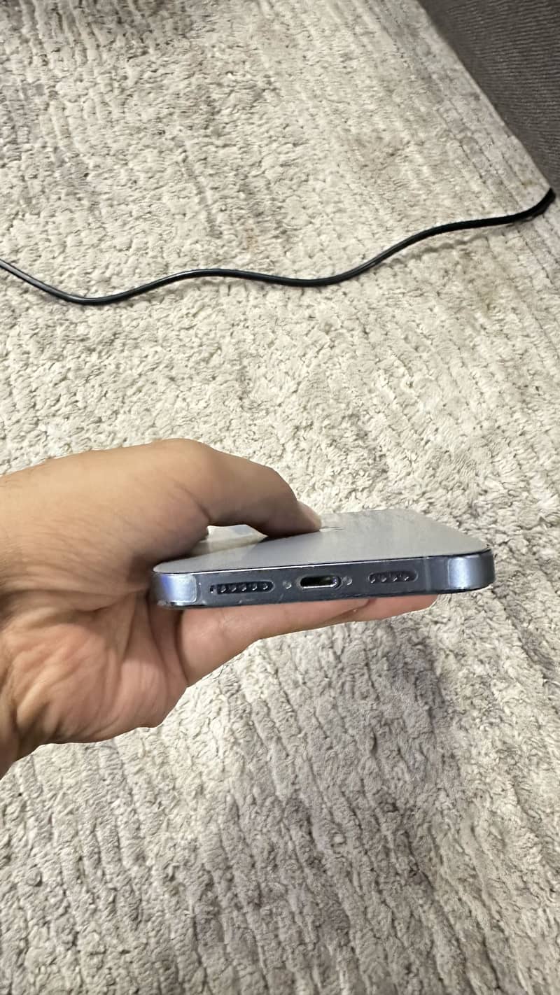 Apple iPhone 13 Pro Max 1